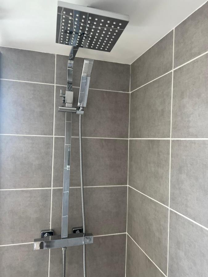 Appartement Le Cocon Moulinois, Proche Gare Avec Services By Primo C0Nciergerie à Moulins  Extérieur photo