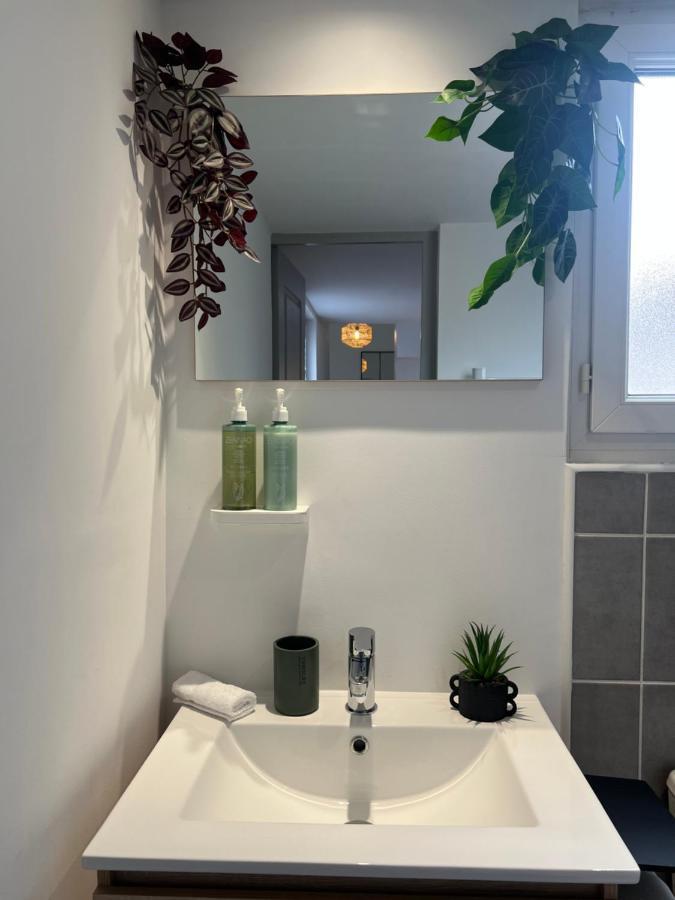 Appartement Le Cocon Moulinois, Proche Gare Avec Services By Primo C0Nciergerie à Moulins  Extérieur photo